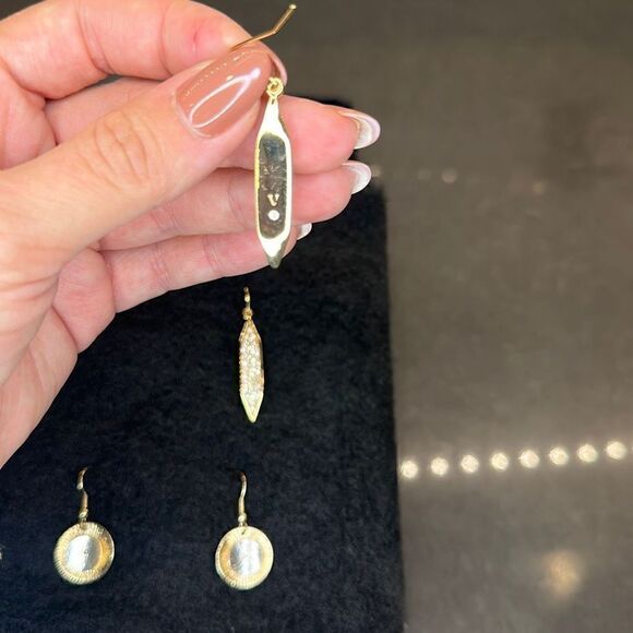 Gold Earring Bundle  - Picture 4 of 9